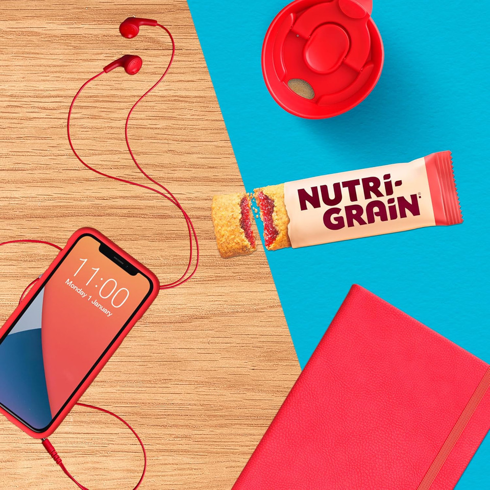 Kellogg's Nutri-Grain Strawberry Breakfast Bakes Cereal Bars 6x37g 222g