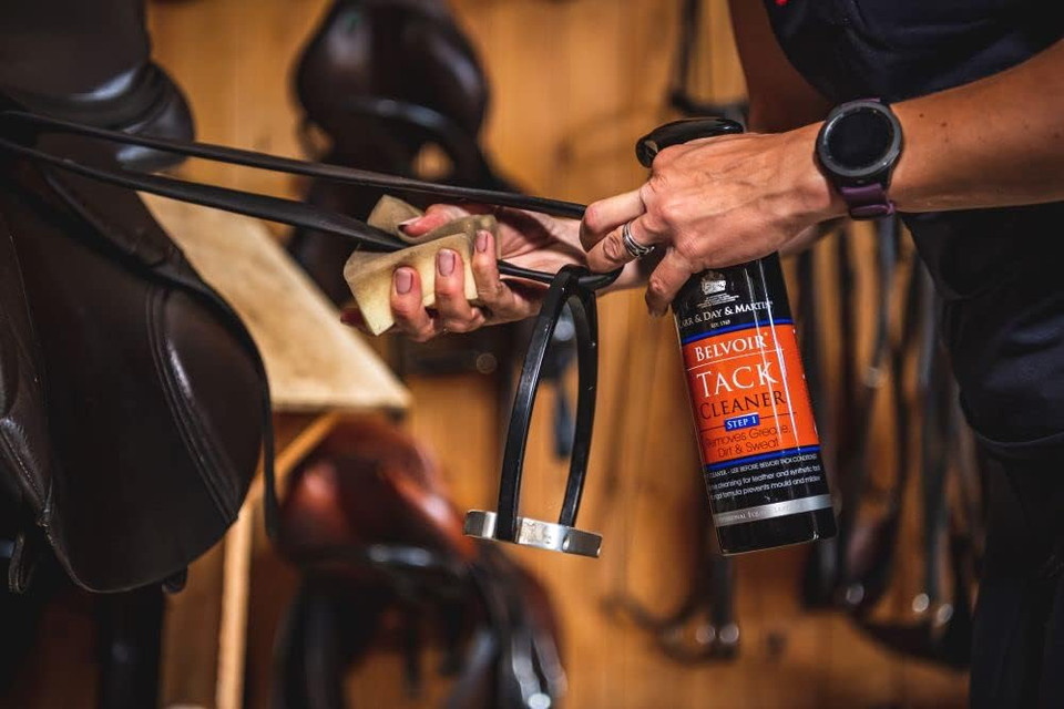 Carr & Day & Martin Belvoir Step 1 Tack Cleaner Spray 500ml