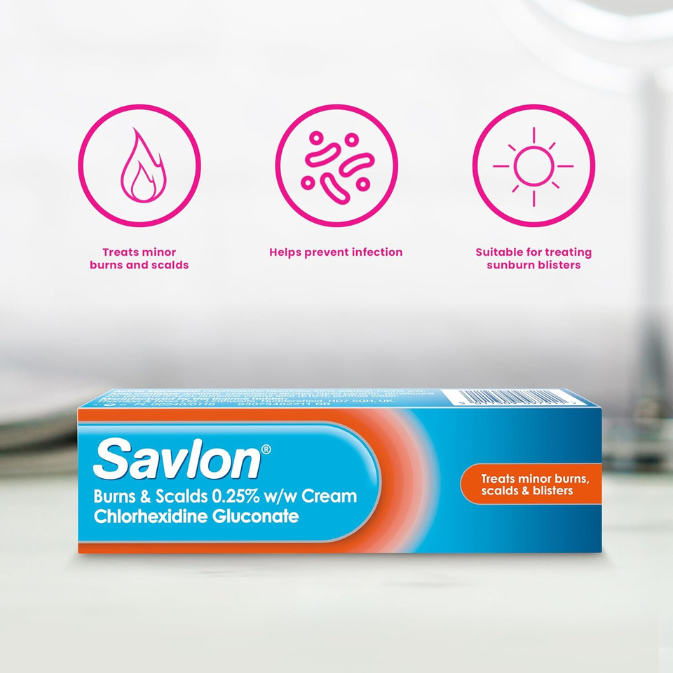 Savlon Antiseptic Cream (1 x 60g) and Scar Prevention Gel (1 x 50g), Fast-Acting Relief, Soothing, Healing, Reduces Swelling and Discomfort, Essential First Aid Bundle (Pack of 2)