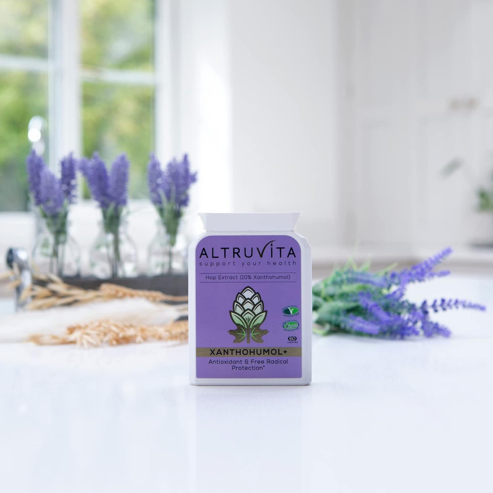 Altruvita Xanthohumol Hop Extract, Xanthohumol+ 200mg, 60 Capsules, 60 Days Supply, Antioxidant Support, Protects Cells from Stress-induced Oxidation, UK Product