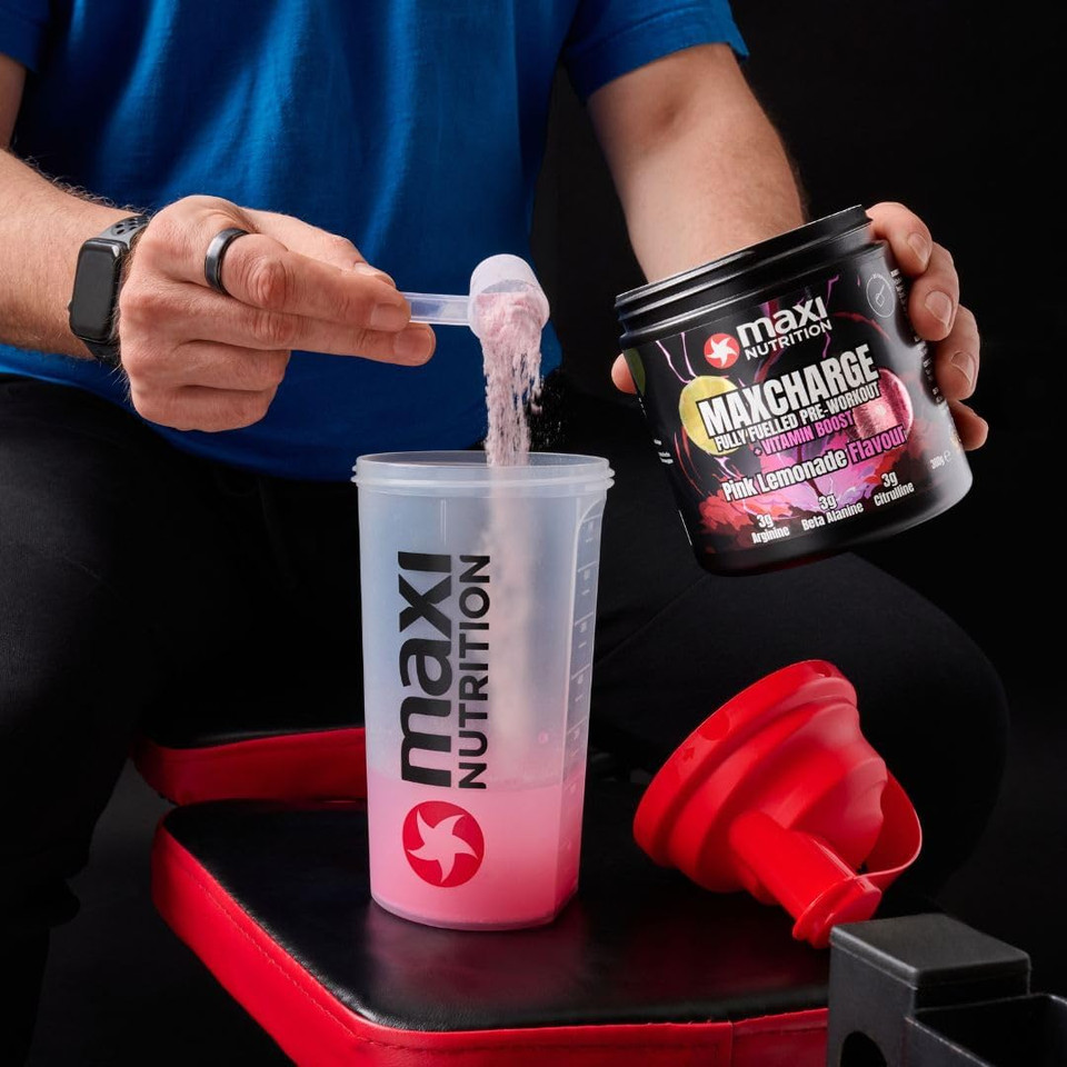 MaxiNutrition Max Charge Vitamin boosted Pre-Workout, Perfectly balanced formulation for boosting Energy & Physical Performance, Sugar-Free, Pink Lemonade flavour, 300g