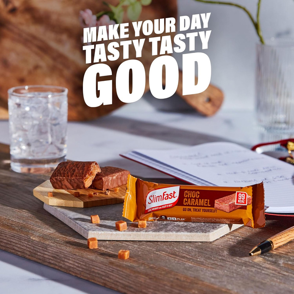 SlimFast Snack Bar, Low-Calorie Healthy Snacks For Adults, Chocolate & Protein Bars Alternative, Part of Balanced Diet, Weight Loss and Management Plan, Double Choc Flavour, Multipack, 30 x 26 g