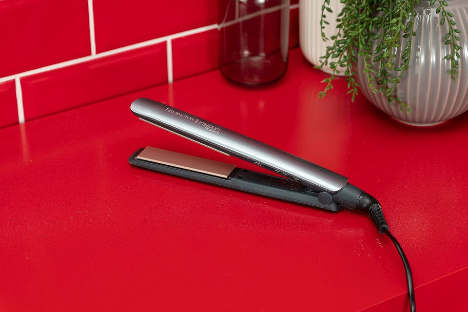 Remingtonn S-8598 Keratin Protect Hair Straightener With Innovative Heat Protection Sensor, Gray/Rose Gold