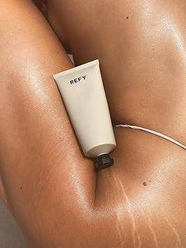 Refy Body Glow Highlighting Serum 2.37 Oz / 70 Ml