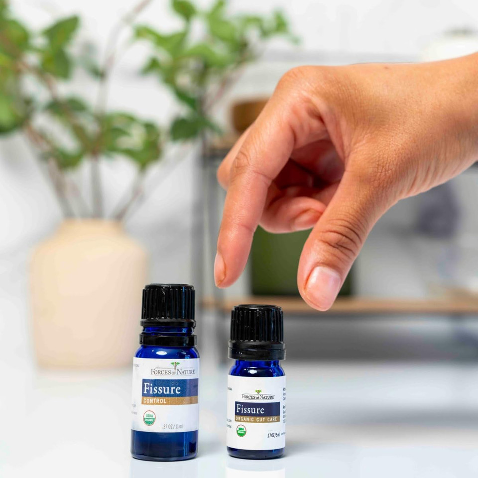 Forces Of Nature  Natural, Organic Fissure Care (5Ml) Non Gmo, No Harmful Chemicals Soothe & Relieve Burning, Throbbing, Stinging, Itchy, Bleeding Tissue Caused By Fissures Or Hemorrhoids
