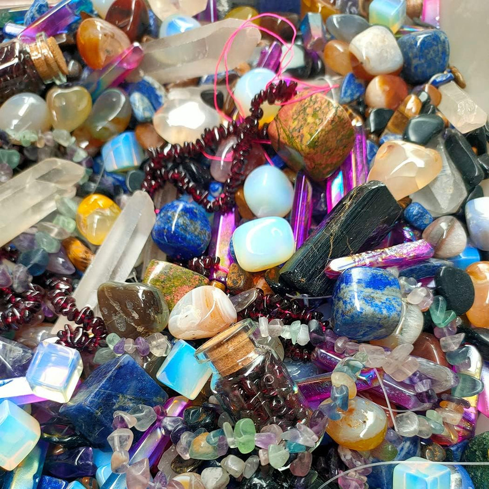 Healing Crystal Set Mystery Stone Bag Lucky Gemstone Witchy Crystals Scoops Tumble Stones Tourmalime Agate Amethyst Clear Crystal Lapis Lazuli Opalite Aura Crystals Black Obsidian Unakite Mookaite