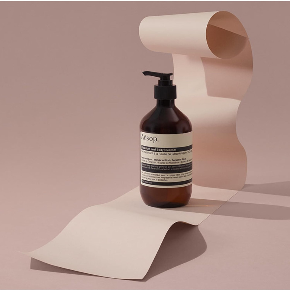Aesop Geranium Leaf Body Cleanser | For All Skin Types To Cleanse Without Drying Out | Geranium Leaf, Mandarin Rind, Bergamot Rind | 16.9 Oz / 500Ml