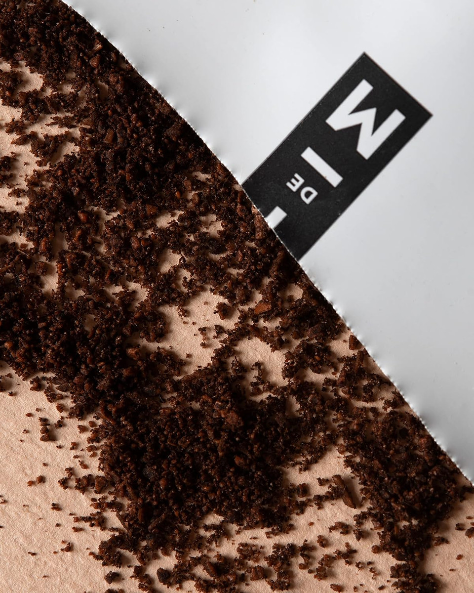 Terre De Mars| Resurgence Coffee Powder Exfoliator | Cosmos Organic | Café Arabica | Coconut | Castor Oil| Exfoliates | Moisturizes | Nourishes | 20Gm