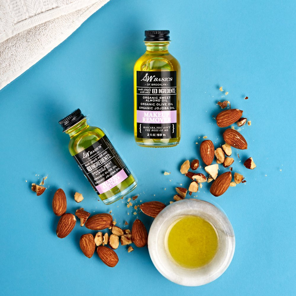 S.W. Basics Makeup Remover With Organic Sweet Almond, Olive & Jojoba Oils, 2 Oz