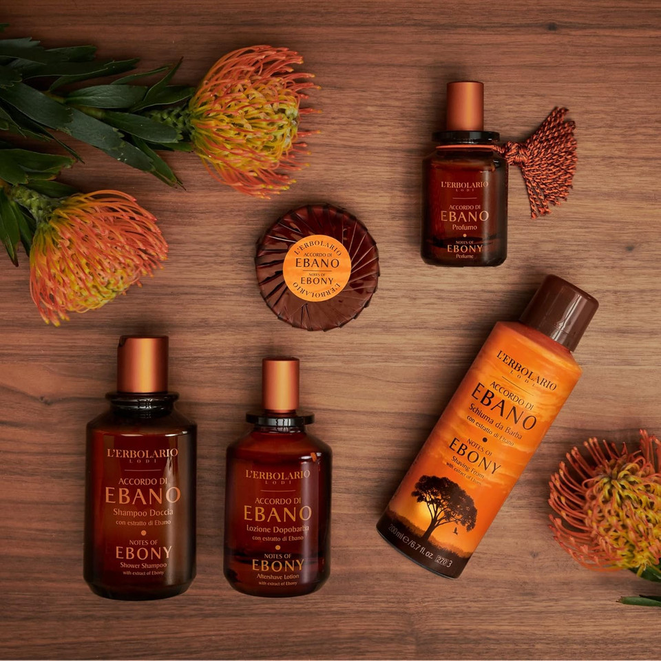 L'Erbolario - Ambraliquida - Bath Gel - Infused With Vitamin E Micro-Spheres - Toning And Protective Skin Support - Amber, Creamy Fragrance, 8.4 Oz