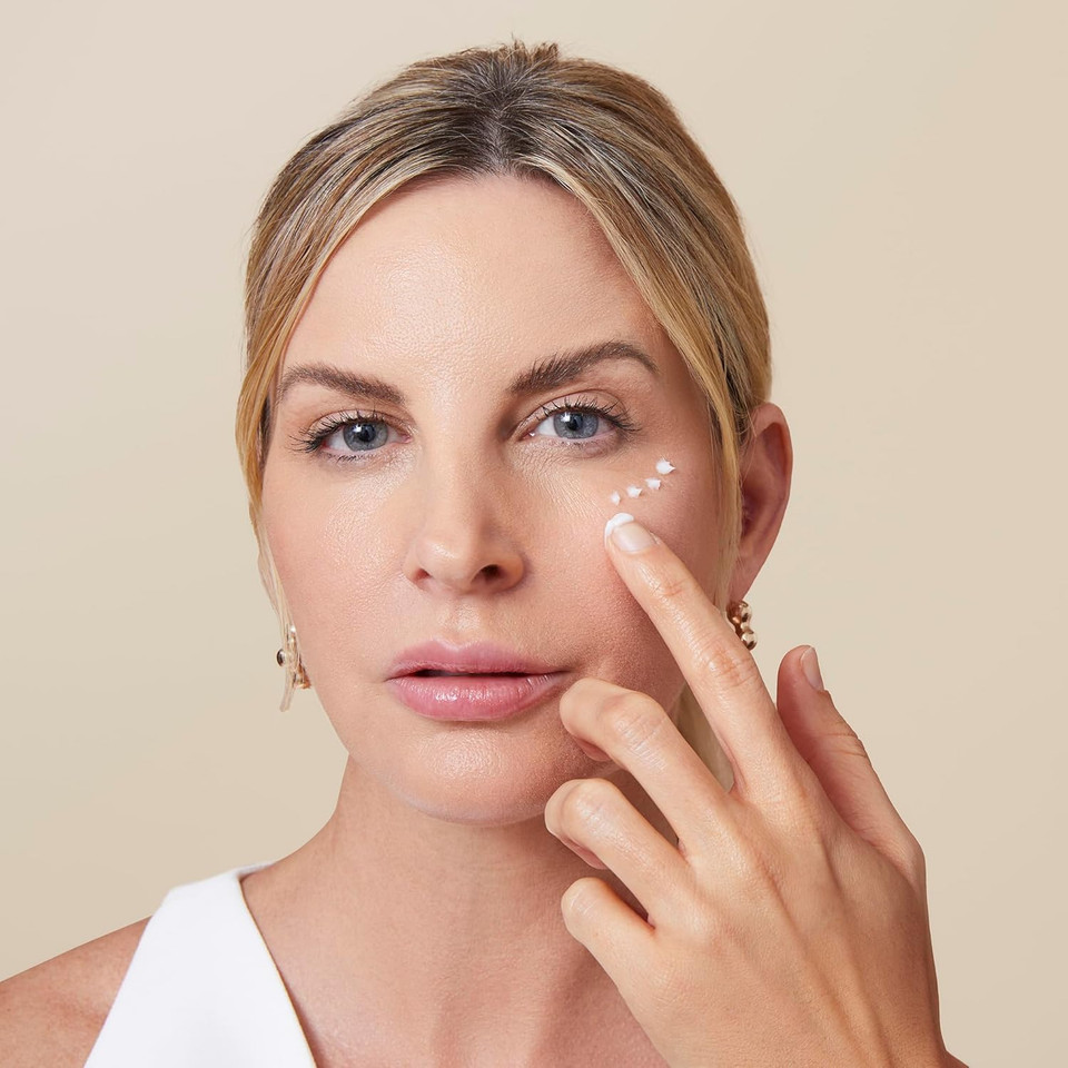 Intense Eye Crème - Anti-Aging Under Eye Cream To Reduce Puffiness, Dark Circles, And Fine Lines With Resveratrol-Rich African Wild Grape Extract - 0.5 Oz/15 Ml