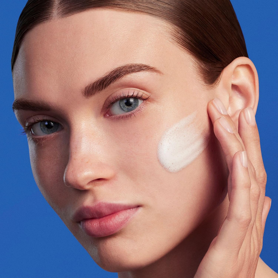 Biotherm Biosource Softening Foaming Cleanser, Rinse-Off Foaming Facial Cleanser And Make-Up Remover For Dry Skin With Biotech Plankton, For Soft And Hydrated Skin, Gel, 5.1 Fl. Oz