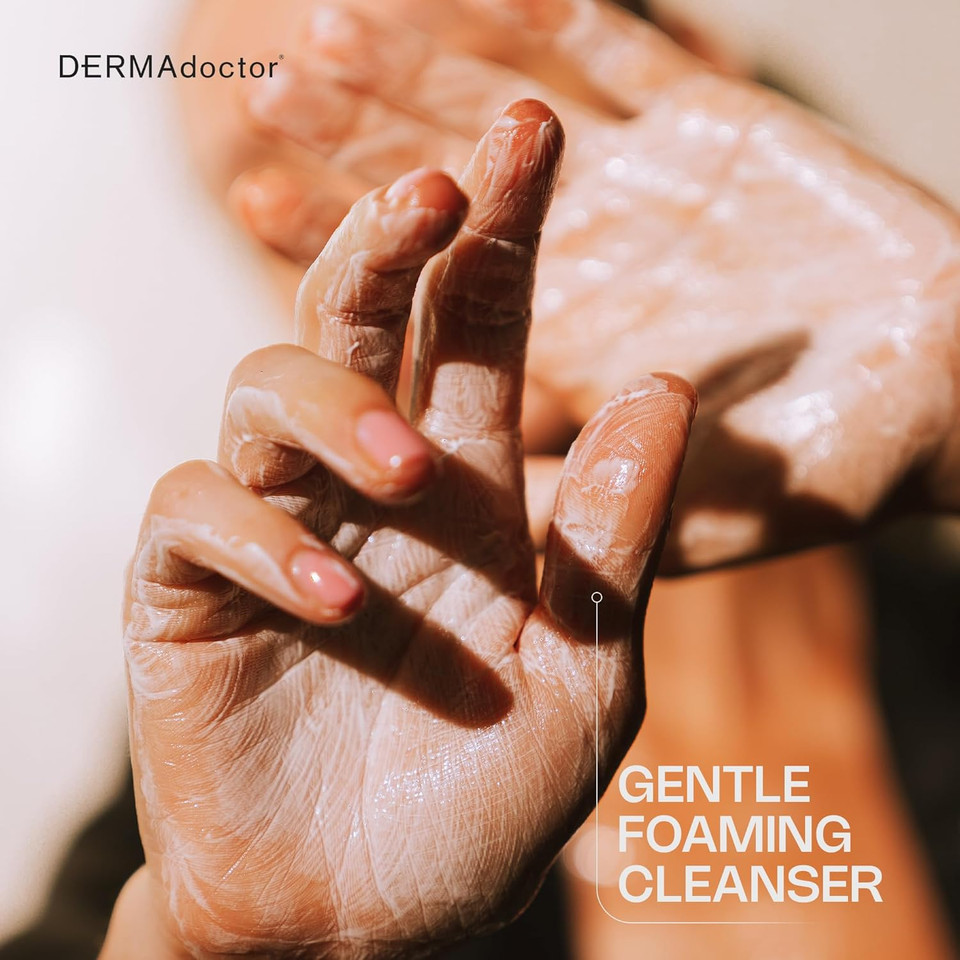 Dermadoctor Vitamin C Facial Cleanser, Daily Face Wash, Toner, Makeup Remover | High-Potency Vitamin C From Kakadu Plum, Facial Cleanser, Face Scrub, Cleanse Pores, Removes Oil, Sunscreen, Pollutants