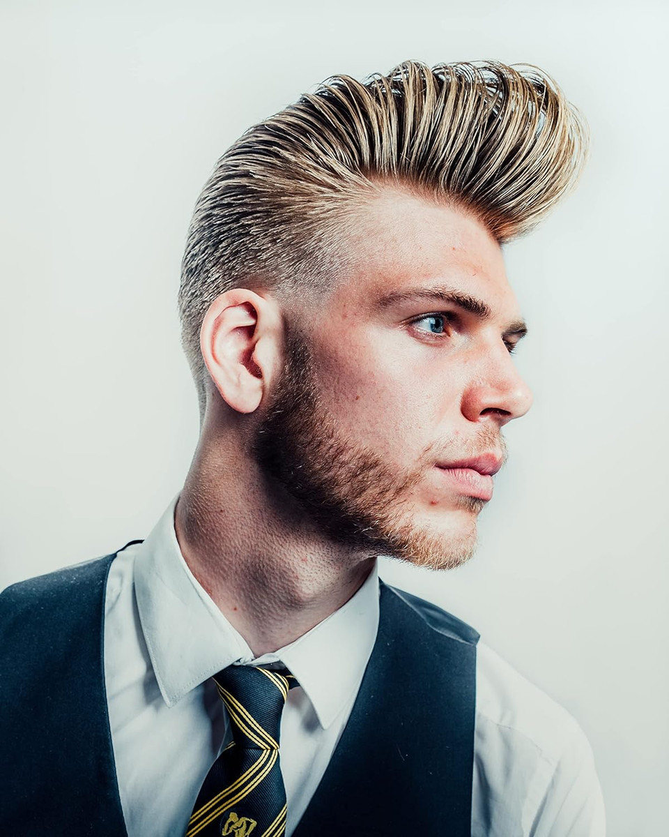 Reuzel Surf Tonic Hairspray - Fragrance Free - Adds Grip, Texture And Volume - Create A Windblown Style With Matte Finish - Exaggerates Hair'S Natural Texture - For All Hair Types