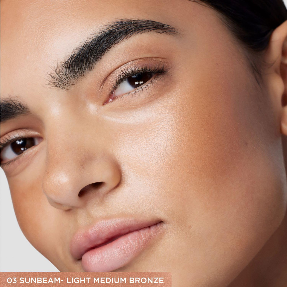 Laura Mercier Tinted Moisturizer Bronzer: Long Lasting Sheer Cream Bronzer, Weightless, Buildable Coverage, 12 Hr Hydrating Wear, Non-Comedogenic, 6 Shades For All Skin Tones