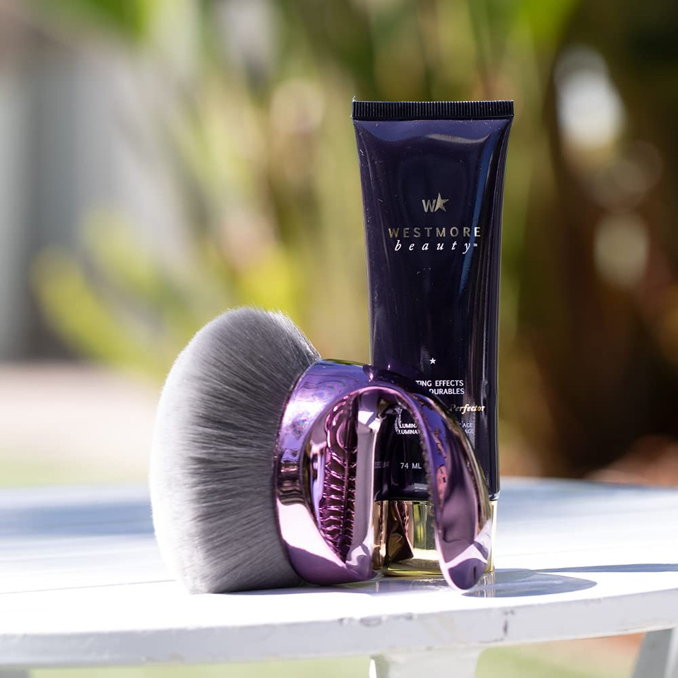 Westmore Beauty Blend & Blur Extra Large Body Makeup Brush For Self Tanner, Leg Makeup & Bronzer; Provides Flawless Application Without Streaking - Kabuki Brush Kabuki Foundation Brush