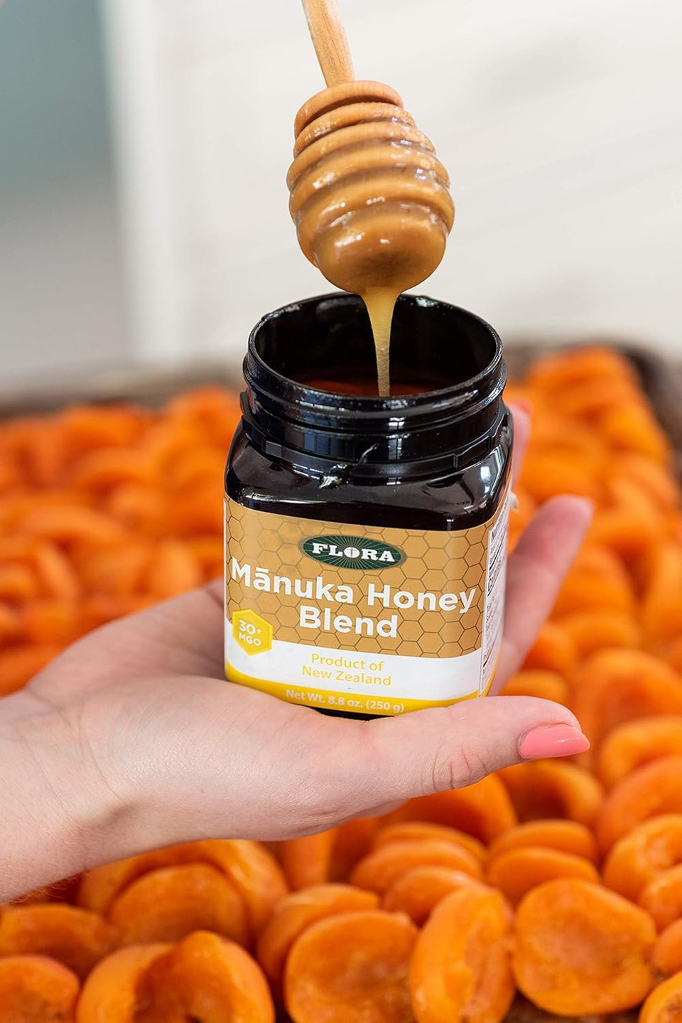 Flora - Manuka Honey - Mgo 30+ - Sustainable Honey From New Zealand - Non-Gmo & Unpasteurized - 8.8 Oz. Jar