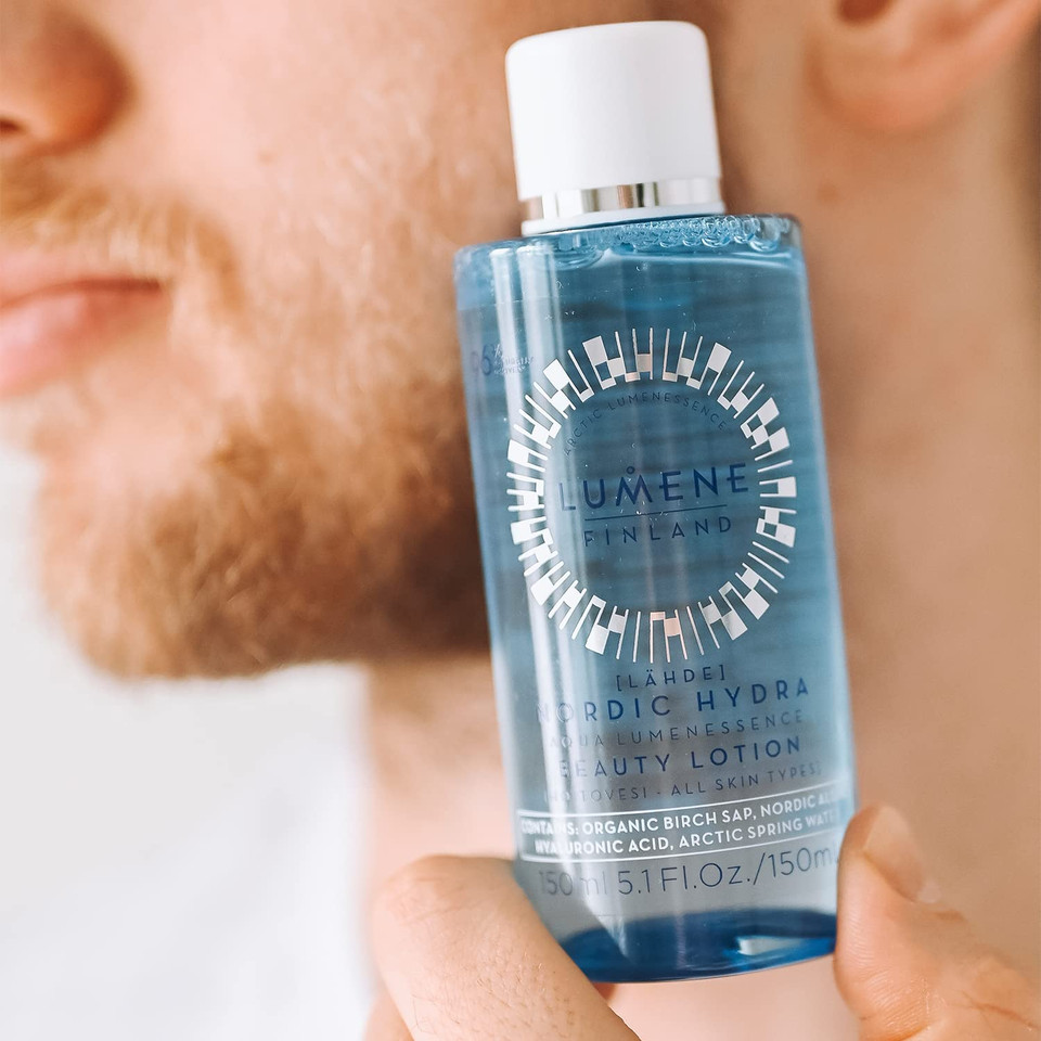 Lumene Aqua Lumenessence Beauty Face Lotion - Hydrating Face Lotion For Dry Skin - Fast Absorbing Liquid Face Moisturizer With Nordic Algae + Hyaluronic Acid For Smooth Dewy Skin (150Ml)