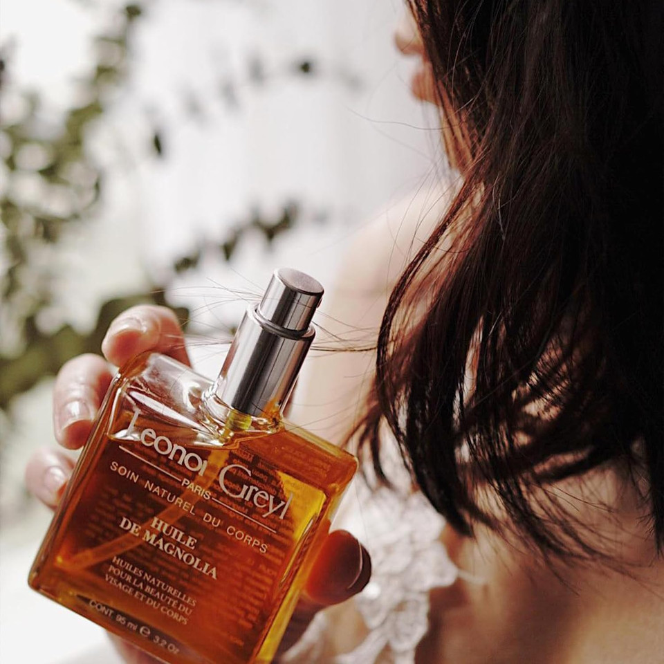 Huile De Magnolia By Leonor Greyl - Beauty Enhancing Natural Oils For Face And Body. 97% Natural Ingredients. Vegan. 3.2 Oz Made In France