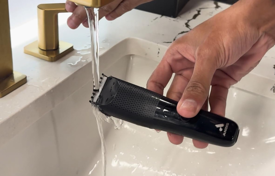 Andis Explorer Groin And Body Hair Trimmer For Men, Bikini Lines For Women, Electric Razor, Wet/Dry Body Shaver, Pubic Trimmer, Manscape, Waterproof, Cordless, Black, 561088