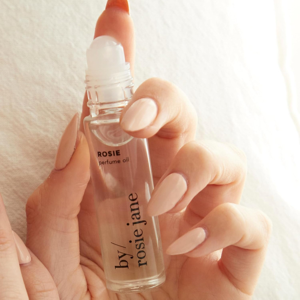 By Rosie Jane Perfume Oil (Dulce) - Travel Size Roll On Perfume With Notes Of Creamy Vanilla, Brown Sugar & Warm Hinoki Wood - Paraben, Sulfate & Phthalate Free (7Ml)