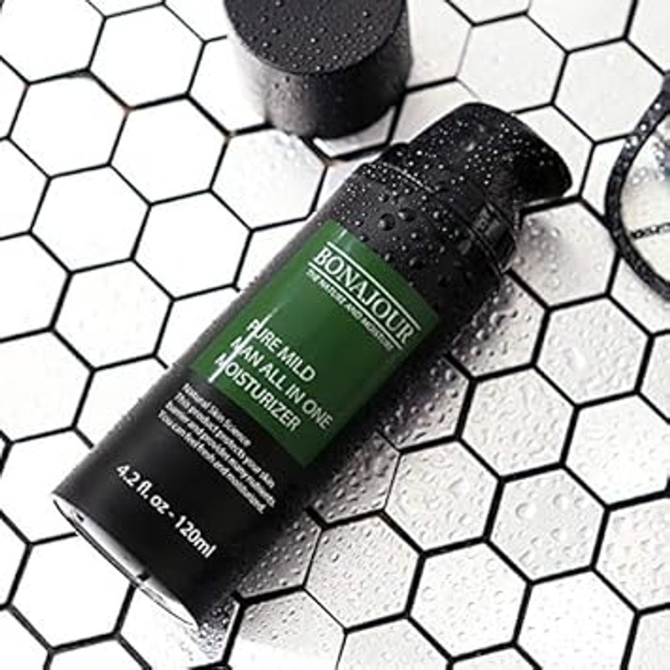 [Bonajour] Vegan Daily All-In-One Moisturizer For Men, Natural & Organic Anti-Aging Face Lotion, Skincare For Men 4.2 Fl. Oz