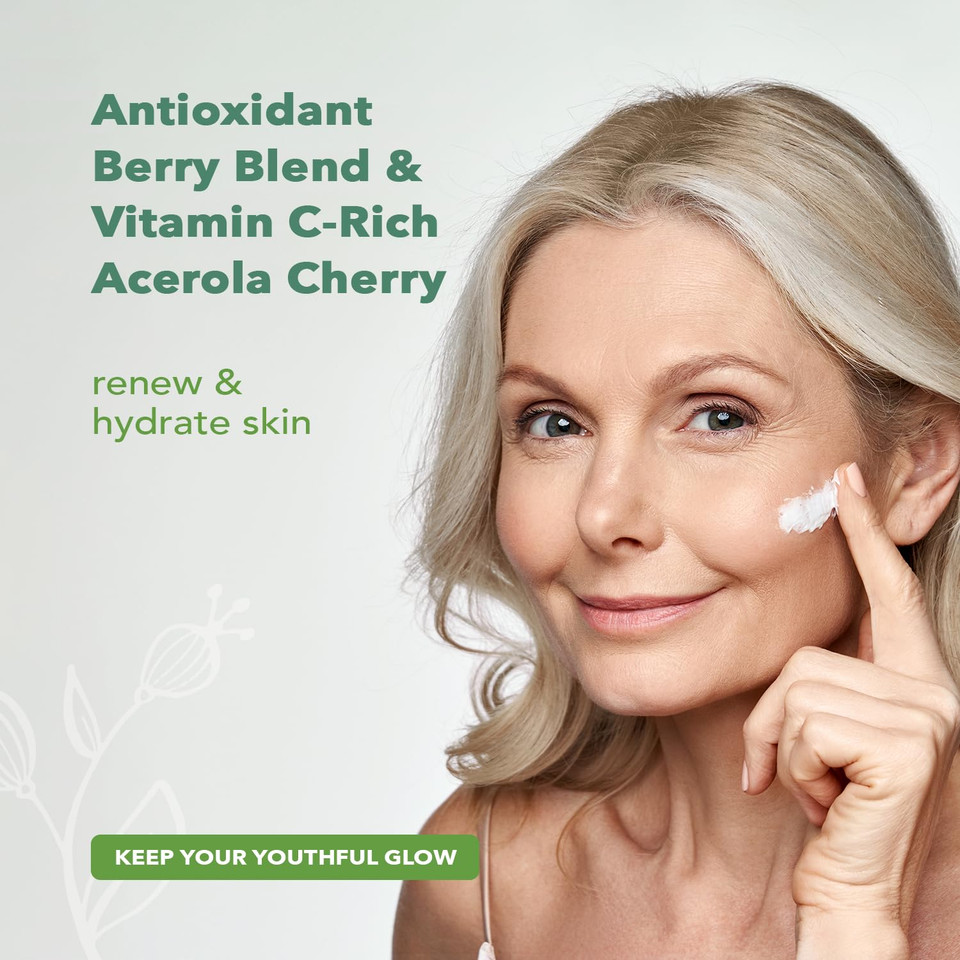 Nourish Organic Face Cream, Bilberry & Arctic Berries  Age Defense Formula With Aloe Vera & Borage Oil, 1.7 Oz + Washable Cotton Round