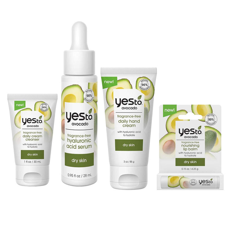 Yes To Tomatoes Charcoel Set  Face Mask, Scrub & Cleanser, Moisterizer, Spot Treatment