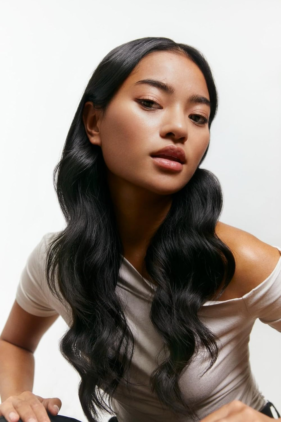 Maria Nila, Shaping Heat Spray 250 Ml, Hold 2/5, Protects Hair When Using Heating Tools & Provides Hold, 100% Vegan & Sulfate/Paraben Free