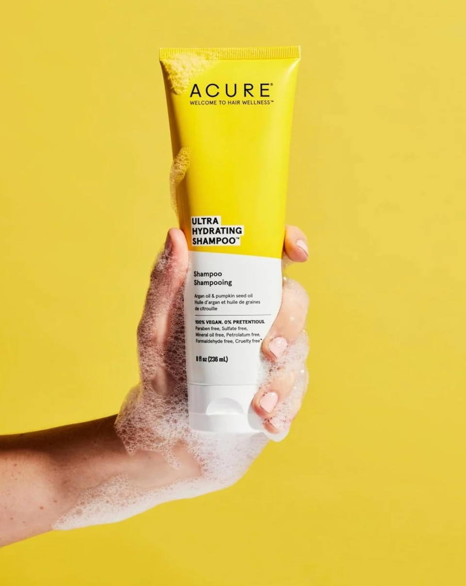 Acure Ultra Hydrating Shampoo  Deep Moisture & Nourishing Formula For Dry, Dehydrated Hair, Restores Hydration, Vegan, Sulfate & Paraben-Free, 8 Fl Oz