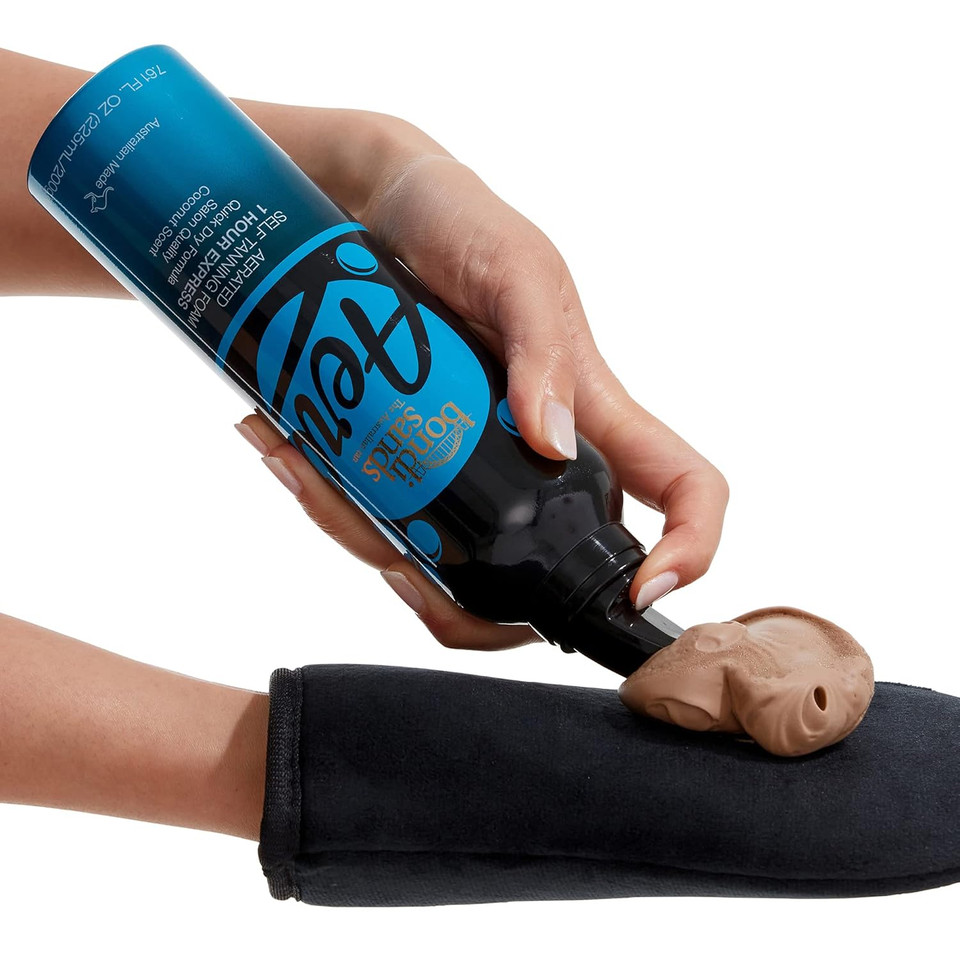 Bondi Sands Aero 1 Hr Express Self Tan Foam + Application Mitt | Includes Lightweight Sunless Foam + Reusable Mitt For A Flawless Finish (35 Value)