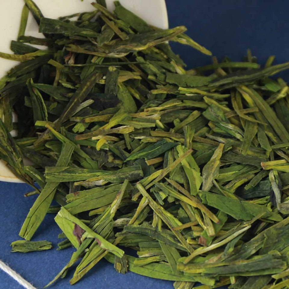 Fullchea - Longjing Tea - Dragonwell Tea - Chinese Green Tea Loose Leaf - Toasty Bean Aromatic - Lung Ching Dragon Well (8.8Oz / 250G)