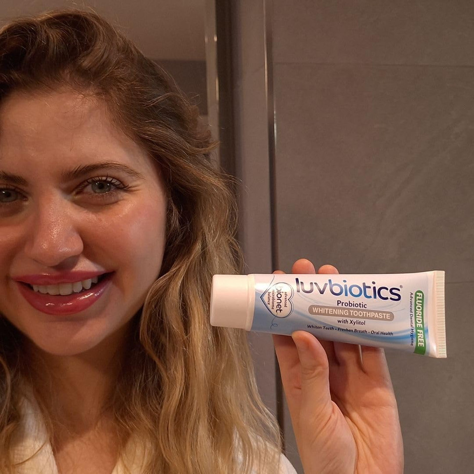 Luv Biotics Flouride Free Whitening Toothpaste With Oral Probiotics, Xylitol & Aloe Vera - 3 X 75 Ml
