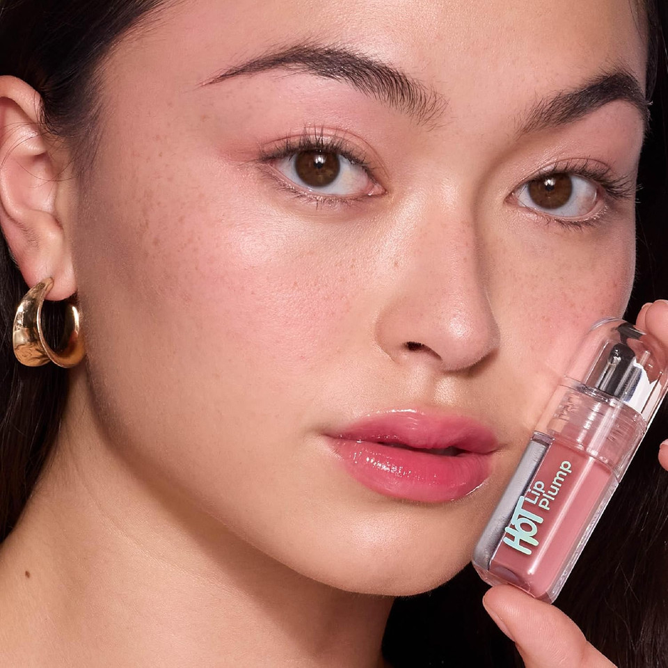 Mcobeauty Hot Lip Plump - High-Gloss Lip Enhancer, Hot Berry, Vegan, Cruelty Free Cosmetics