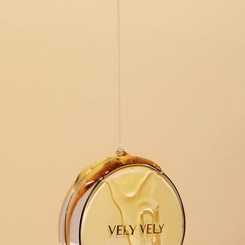 Vely Vely Aura Honey Glow Cushion- Moisturizing Foundation Brightening Anti-Wrinkle Hydrating Liquid Foundation Belgian Spa Water 31% Honey Propolis All Skin Type 15G (#21 Light + Refill)