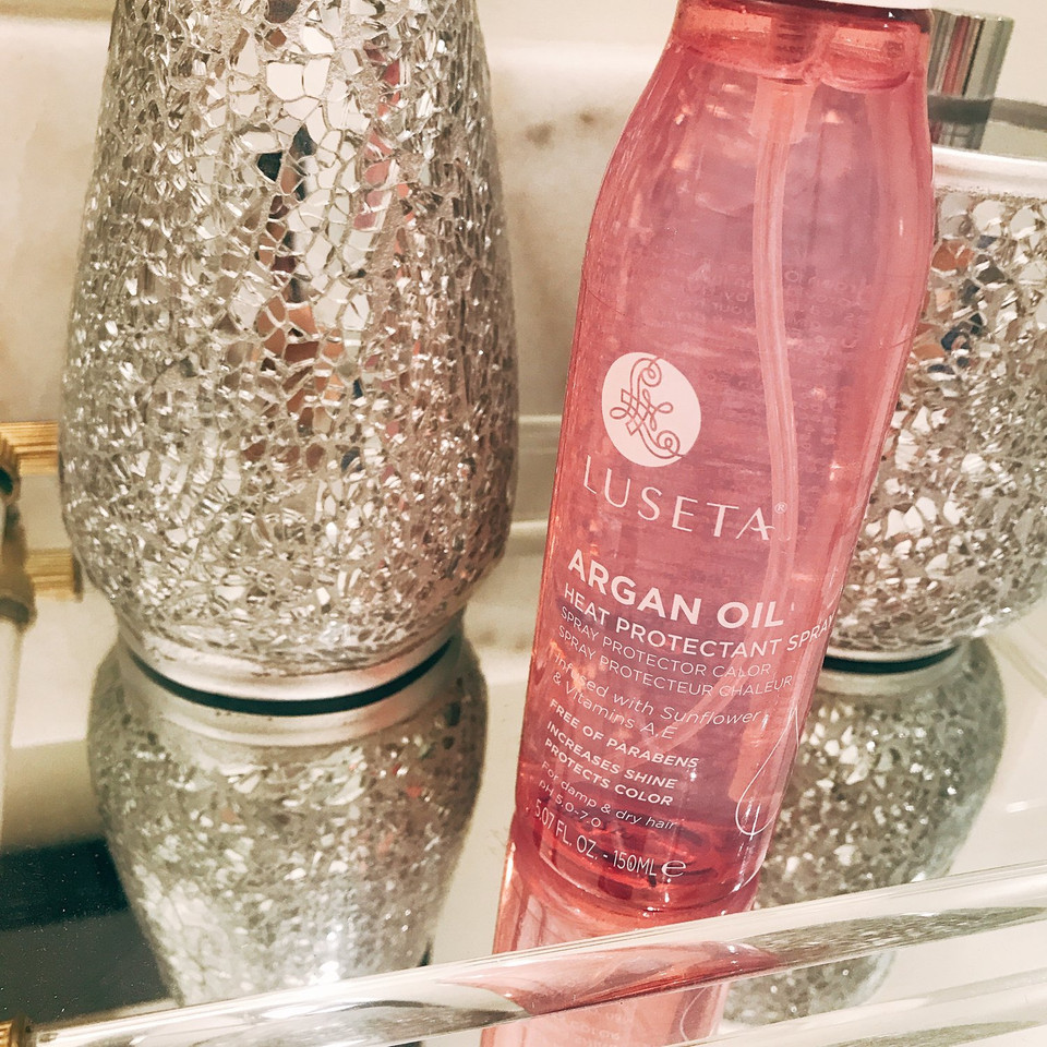 Luseta Argan Oil Heat Protectant Spray, Reduces Blow-Dry Time By 50%, Provides Invisible Weightless Heat Shield To Fight Against Damage Caused By Uv, 5.07Oz