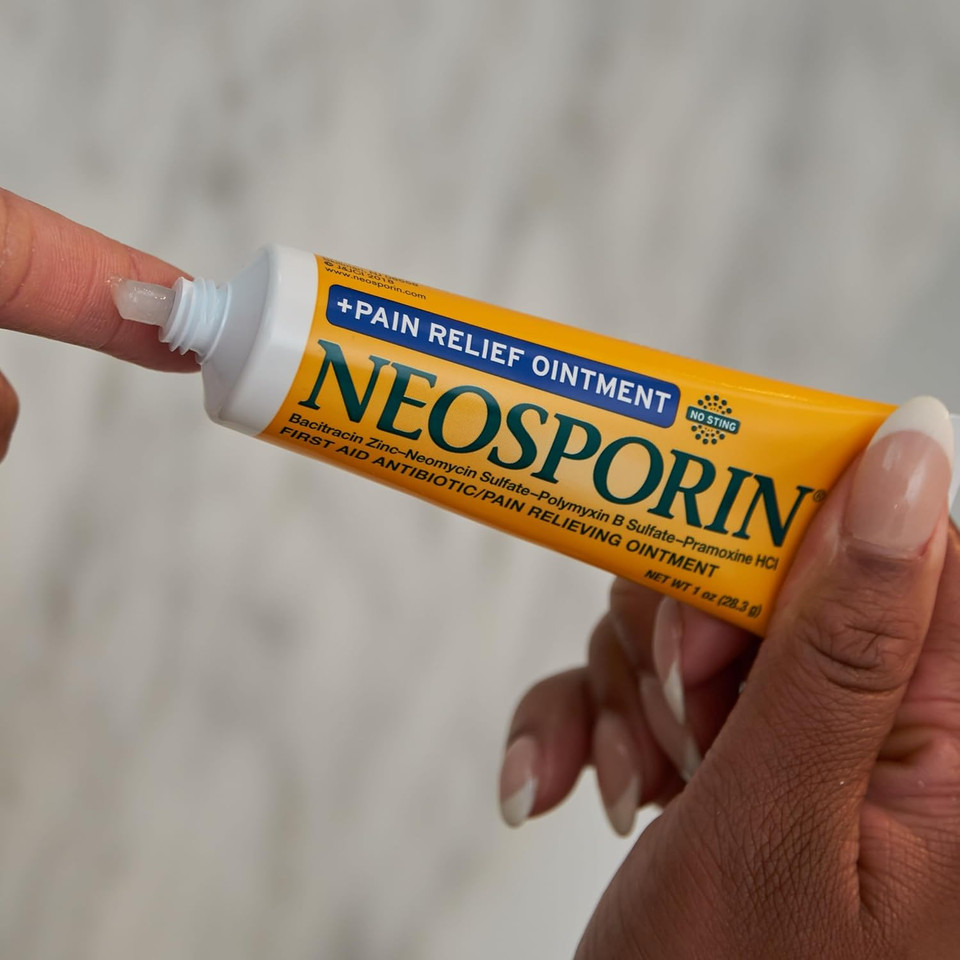 Neosporin + Maximum-Strength Pain Relief Dual Action Antibiotic Ointment With Bacitracin Zinc, 1 Oz
