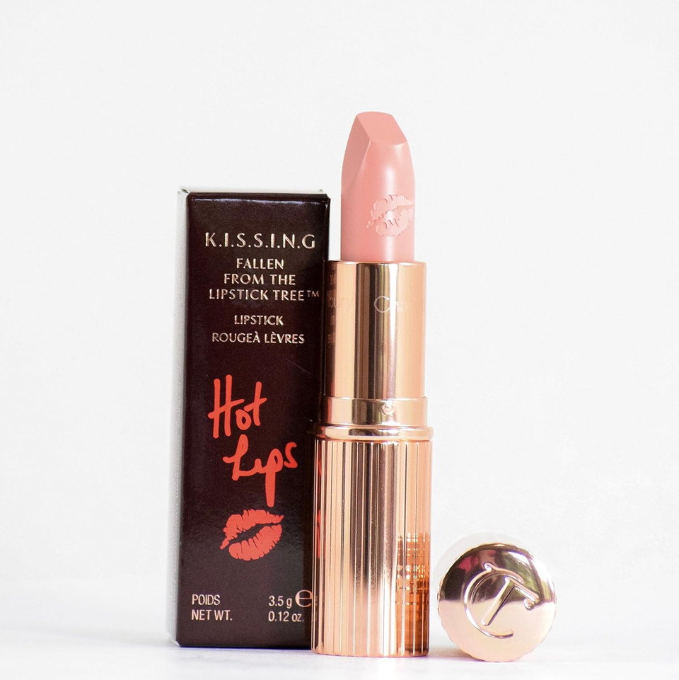 Charlotte Tilbury Hot Lips Kissing Fallen From The Lipstick Tree - Kim K W