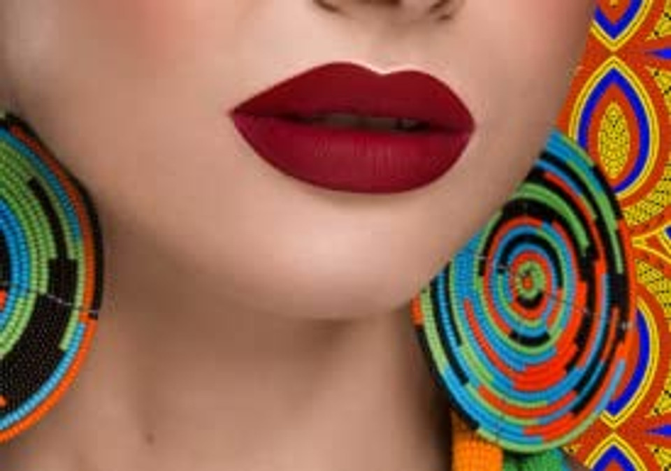 Juvia'S Place Velvety Matte Lipstick, Cherry Reds Afrik, Highly Pigmented, Hyaluronic Acid, Long Lastingafrik