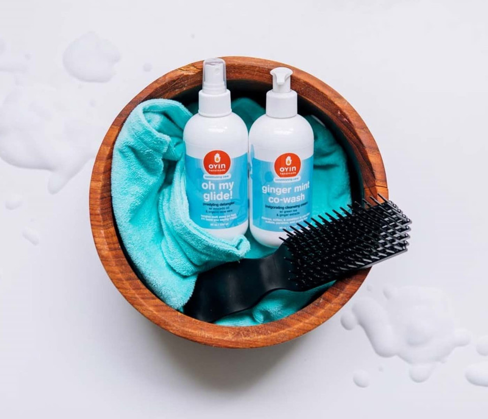 Oyin Handmade Oh My Glide! Prestyling Detangler With Avocado Oil And Organic Aloe Vera| Hair Detangling Spray| 8Oz