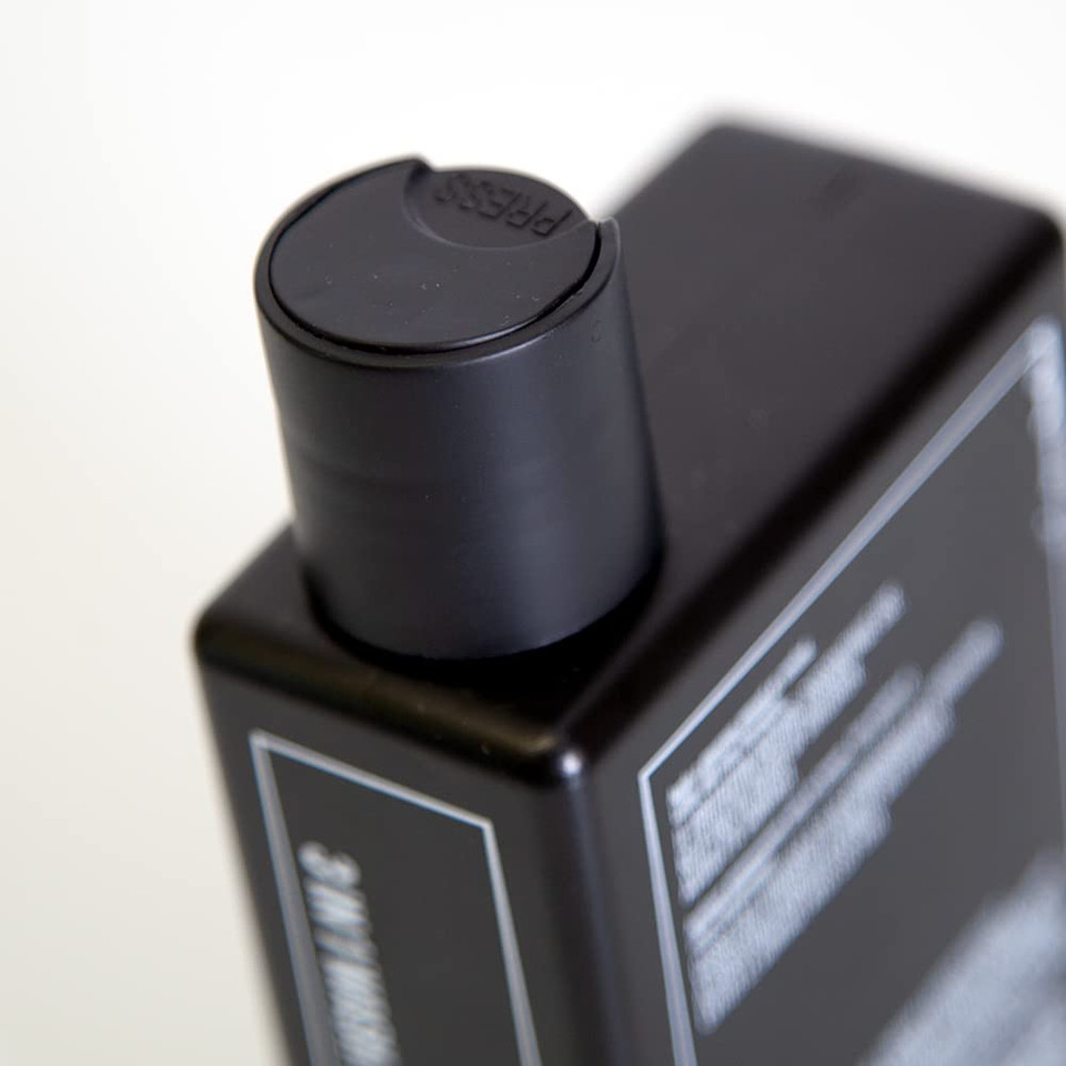 Uppercut Deluxe 3 In 1 Wash For Use On Hair Face & Body, A Gentle Wash Suitable For All Hair Types 8 Fl. Oz. / 240Ml