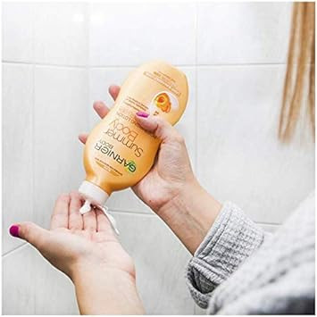 Garnier Summer Body Gradual Self Tan Moisturiser Light 400 Ml