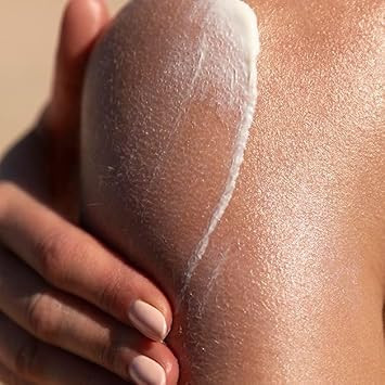 Gatineau - Total Body Glow Collection Skincare Gift Set, with Tan Accelerating Lotion (400ml) & Golden Glow Gradual Tan (400ml)