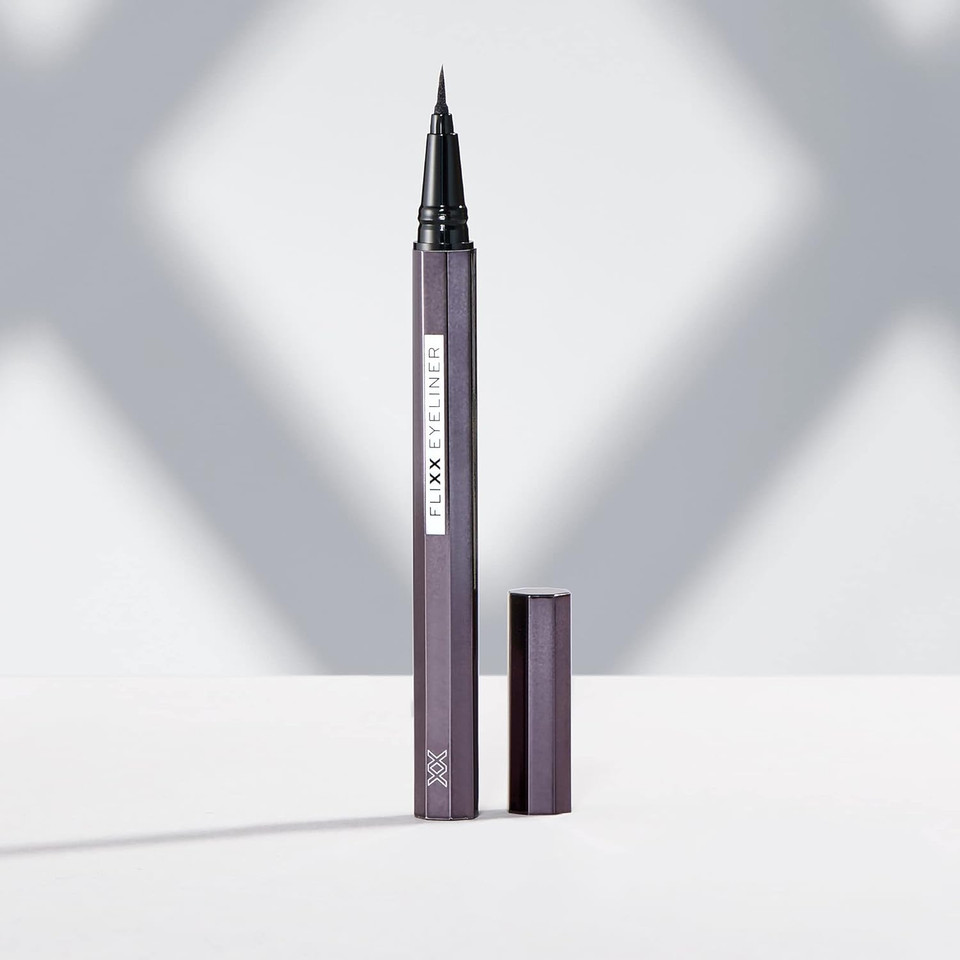 Revolution Beauty London Xx, Flixx, Eyeliner Pen, Black, 0.4Ml