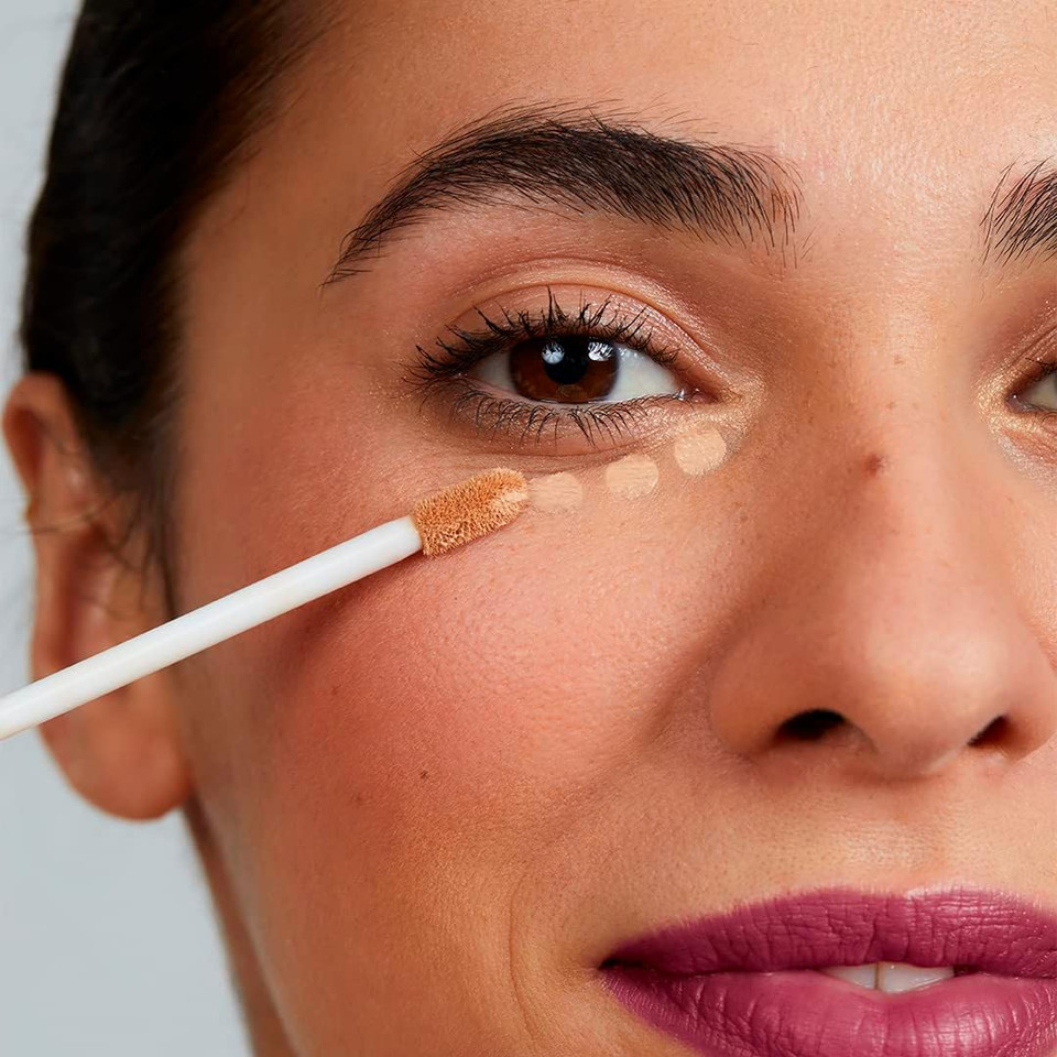 Avon Power Stay 18-Hour Stay Put Longwear Concealer Neutral Light Medium 3Ml
Color: Light Medium