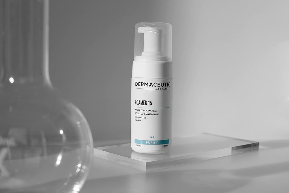 Dermaceutic Foamer 15 - Gentle foaming cleanser - Brightening face wash - Exfoliating cleanser for a clear and bright complexion - 100ml