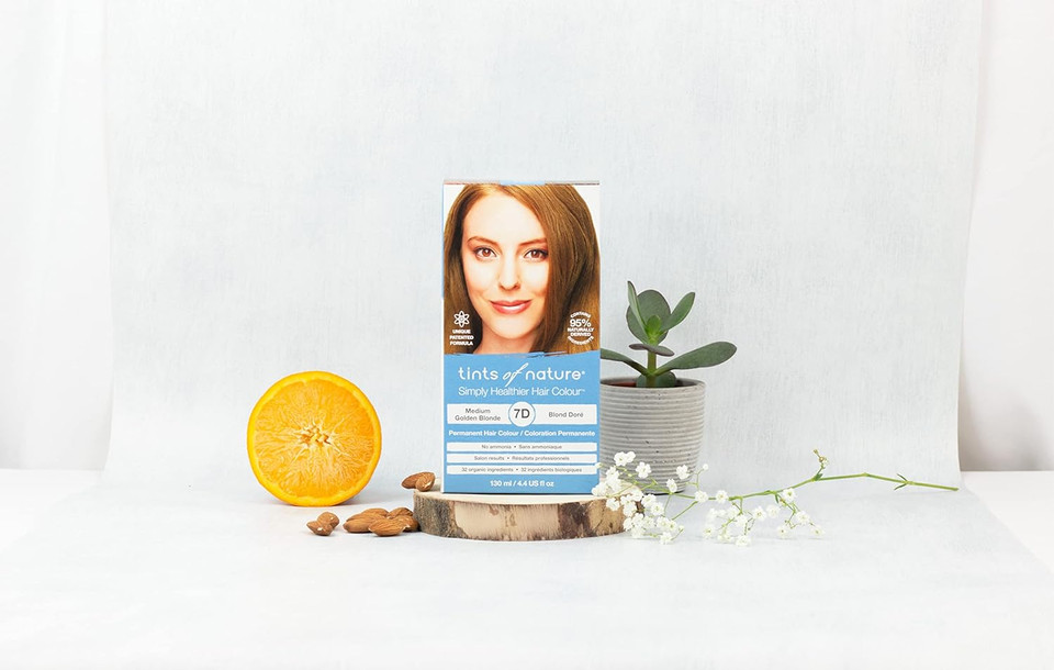 Tints Of Nature 7D Medium Golden Blonde Permanent Hair Dye, Nourishes Hair And Covers Greys, Ammonia-Free, 130Ml
Color: Light Blonde
Size: 130 Ml (Pack Of 1)