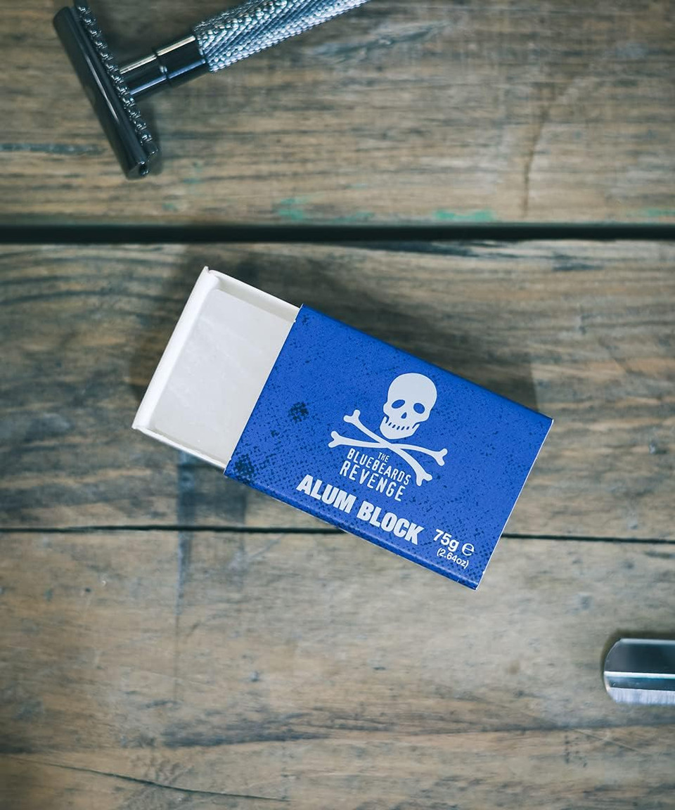 The Bluebeards Revenge, Alum Block, After Shave Styptic Treatment To Soothe Skin And Stems Bleeding

Size: 75 G (Pack Of 1)