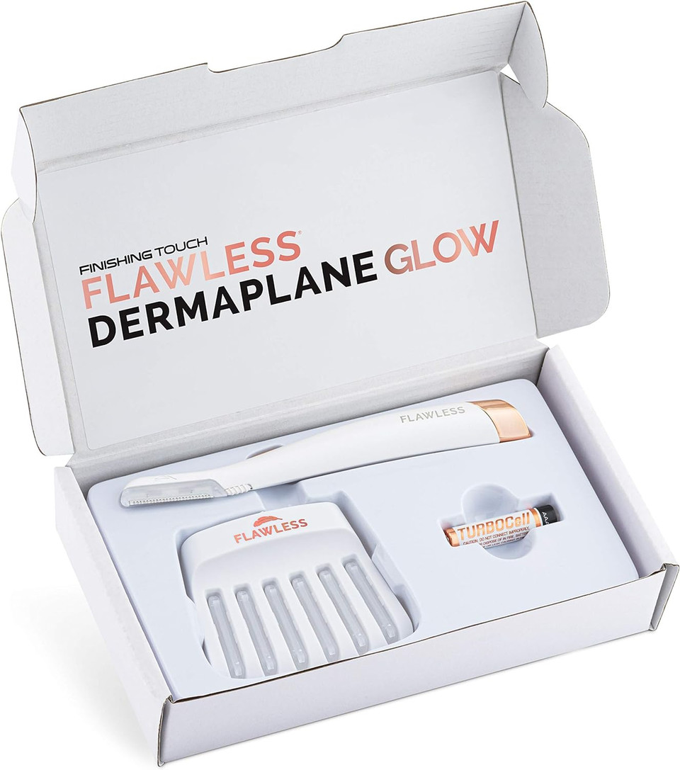 Finishing Touch Flawless Dermaplane Glow Facial Hair Remover with 6 x Replacement Blades - AAA Battery Included