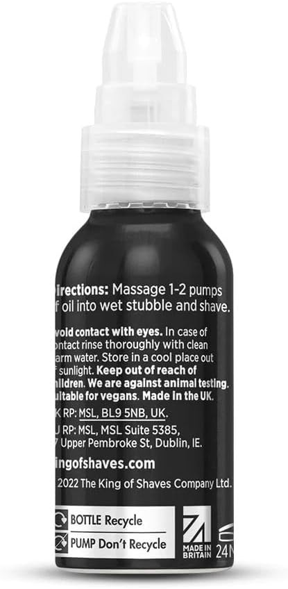 King of Shaves Advanced Sensitive Shaving Oil For Men With Handy Pump, For A Close and Comfortable Shave, Shave Oil For Men 4x30ml